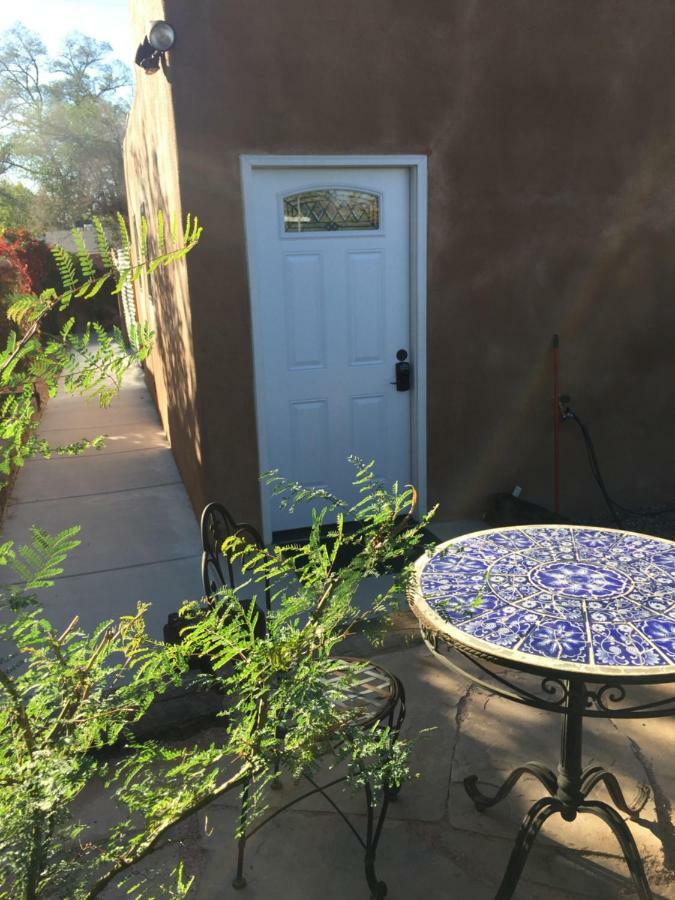 The Upper Room At Casa1022 Compound Albuquerque Exteriör bild